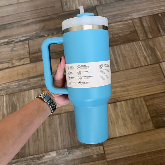 Stanley 40 oz. Quencher H2.0 tumbler in pool - Picture 6 of 7